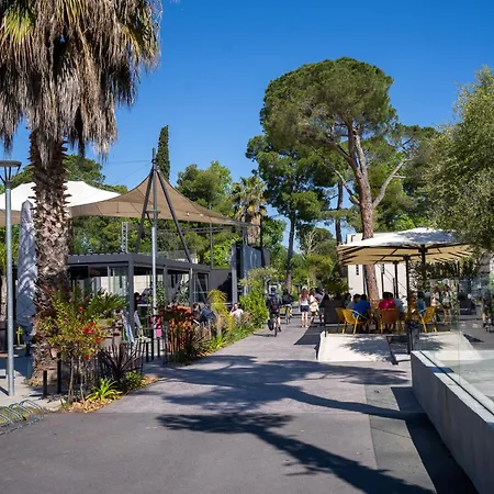 Taxo Les Pins 4*