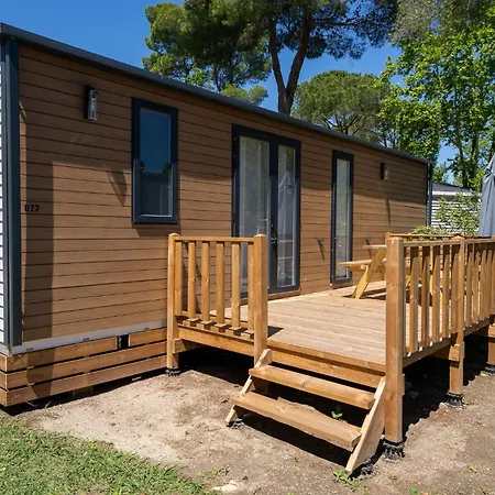 Кемпинг Taxo Les Pins 4*