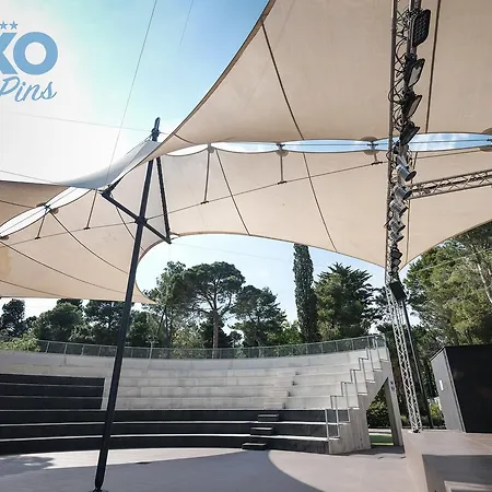 Taxo Les Pins