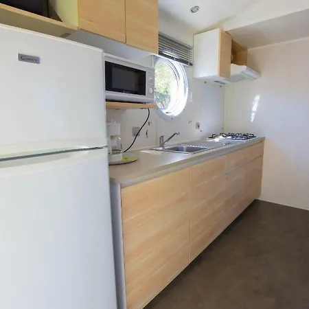 Кемпинг Taxo Les Pins 4*