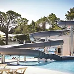 Camping Taxo Les Pins 4*