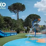 Taxo Les Pins 4*