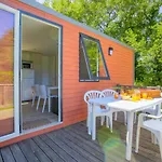 Taxo Les Pins 4*