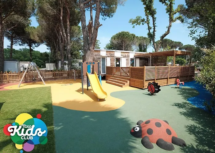 Taxo Les Pins Parque de Campismo